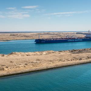 Oil Executives Call for Cautious Return to Red Sea
