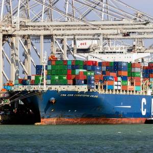 CMA CGM Braced for Weaker Profit Before Demand Picks up in 2024
