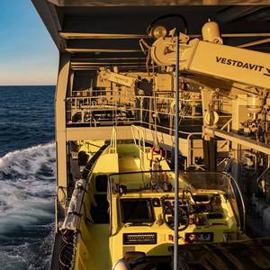 Fairbanks Morse Defense to Acquire Vestdavit