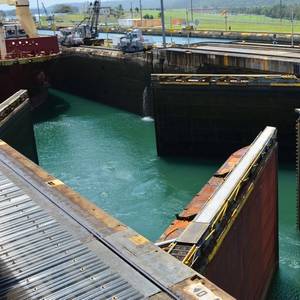 Panama Canal Postpones Depth Restrictions after Much-needed Rain