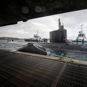 Australia Conducts First Maintenance of US Nuclear Submarine