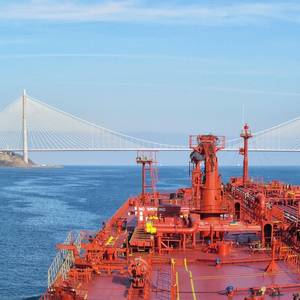 Russia Concerned Over Oil Tankers Build-up in Bosphorus