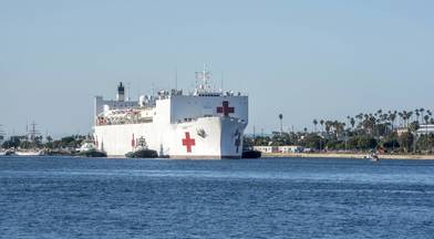 USNS Mercy (T-AH 19) arrives in Los Angeles March