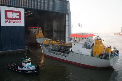  the 500m3 grab hopper dredger, DOHUK.