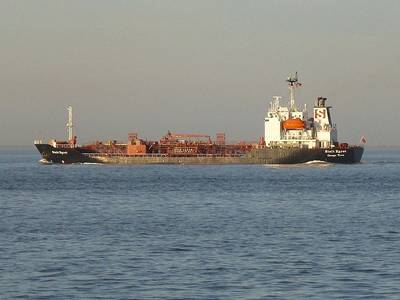 A Stolt Neilsen Chemical Tanker: Photo credit Wiki CCL byjTvabutzku