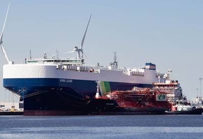 Bio-LNG Fueling (Credit: NYK)