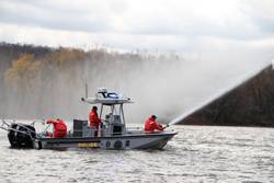 Boston Whaler 25-foot Guardian