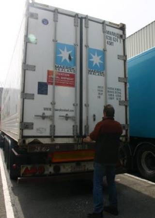 Deep-freeze ice core container: Photo courtesy of Maersk Line