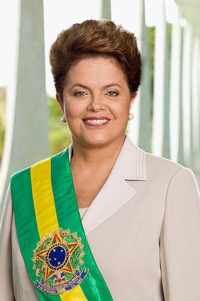 Dilma Rousseff official portrait