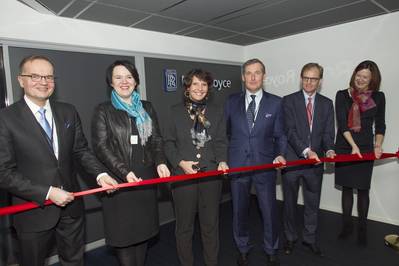 From left: Director General of Business Finland, Pekka Soini; Director General of ‎the Ministry of Employment and Economy, Ilona Lundström; Minister Anne Berner; President Rolls-Royce Marine, Mikael Mäkinen; UK’s Ambassador to Finland, Tom Dodd; Mayor of Turku, Minna Arve (Photo: Pekka Leino)