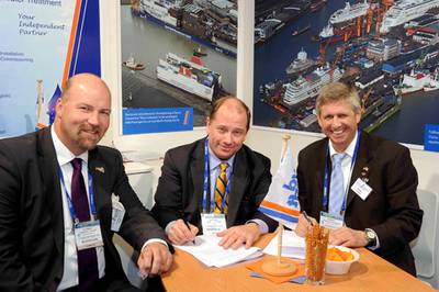 Don Vogler and the managing directors of Lloyd Werft Bremerhaven GmbH, Carsten J. Haake (left) and Ruediger Pallentin (right) (Photo: Lloyd Werft). 