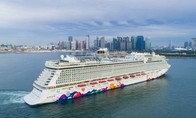 Dream Cruises’ World Dream arrives in Singapore (Photo: Dream Cruises)