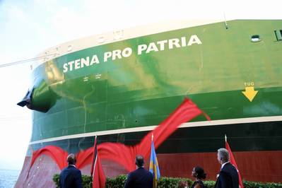 During the unveiling of the vessel name, Dr. the Honourable Keith Rowley, Prime Minister of Trinidad and Tobago, Mr. David Cassidy, Chief Executive of Proman, Mr Erik Hånell, President & CEO Stena Bulk AB and Mrs. Cassandra Patrick, Godmother of the vessel look on - ©Proman Stena Bulk 