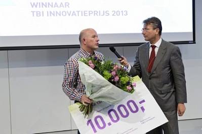 Eekels prize award: Photo courtesy of the company