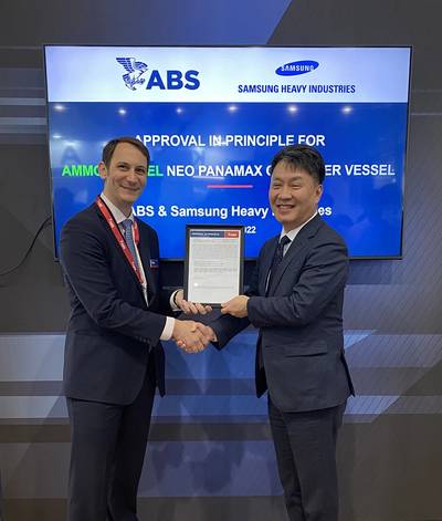 Ezekiel Davis, ABS Vice President of Regional Business Development in Europe, and Seongil Oh, Samsung Heavy Industries Executive Vice President and CMO, at the Posidonia International Shipping Exhibition. Photo courtesy ABS