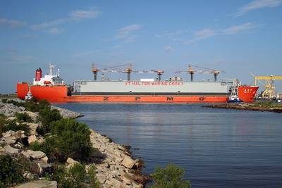 Floating Dry Dock transported by a heavy lift vessel from the Philippines arrives in Pascagoula (Photo: VT Halter Marine)