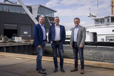 From left to right: Gerard Deen, Inland Navigation Entrepreneur, Deen Shipping Group; Tom Boerema, Director, Shipping Technology; and Leendert-Jan Visser, Director, Comfort Vermogensbeheer (Photo: Concordia Damen)
