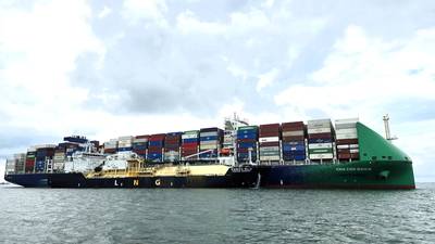 FueLNG Venosa carrying out LNG bunkering to CMA CGM Bahia (Photo: FueLNG, all Rights
reserved)