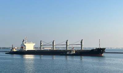 The Panama-flagged Navistar departed from the Port of Odessa carrying 33,000 tons of corn to Ireland. (Photo: Turkish Defense Ministry)