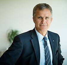 Helge Lund assumed the role as President and CEO of Statoil on 16 August 2004. 