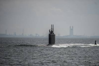HII’s Newport News Shipbuilding division has been awarded a $219 million modification to a previously awarded contract to execute maintenance and modernization efforts on the submarine USS Columbus (SSN 762), shown here in Yokosuka, Japan. (U.S. Navy photo)