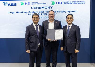 (L to R) Hong-Ryeul Ryu, Executive Vice President, CTO of HD HHI’s Shipbuilding Business division; Patrick Ryan, ABS Senior Vice President and Chief Technology Officer; and Kwang-Pil Chang, HD KSOE Senior Executive Vice President, CTO