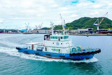 Hydrogen Fueled Tugboat TEN-OH (Courtesy of TSUNEISHI)