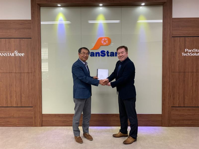 Jae-Geun Kwon, Representative Director, PanStar TechSolution Co.,Ltd. (left) and Woo Ho Yoo, General Manager, Services, Wärtsilä Korea,  (Photo: Wärtsilä)