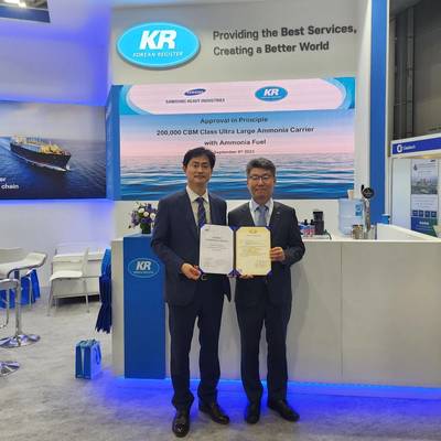 JANG Haeki, Executive Vice President(CTO) of SHI Engineering Operations (left) and 

KIM Yeontae, Executive Vice President of KR Technical Division (right). Source KR.