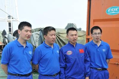 Jiaolong crew-members: Photo courtesy of China SOA 