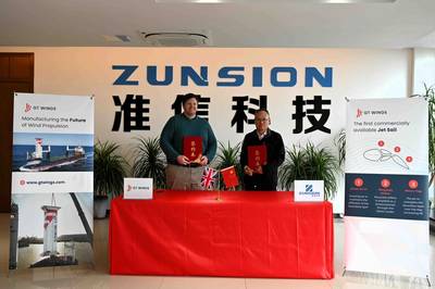 Jonathan Burton, COO of GT Wings (L) with Xu Jinbiao, CEO of Zunsion Technology (R). © GT Wings