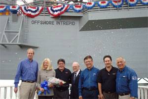 Lady Sponsor Mrs Drucie Cole (second from left), spouse of Mr Jon Cole (first from left), Scorpion President & CEO, is accompanied by (from left) Mr Gabriel Padilla, Scorpion VP Engineering, Reverend Aten, Mr G.S. Tan, Keppel AmFELS President & CEO, Mr Sidney Ware, Scorpion Project Manager and Mr Oscar Lopez, Keppel AmFELS Project Manager