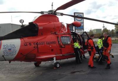 Laker medevac: Photo courtesy of USCG