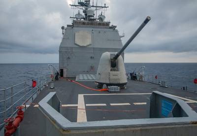 Ticonderoga-class guided-missile cruiser USS Antietam (CG 54) (Photo: Santiago Navarro / U.S. Navy)