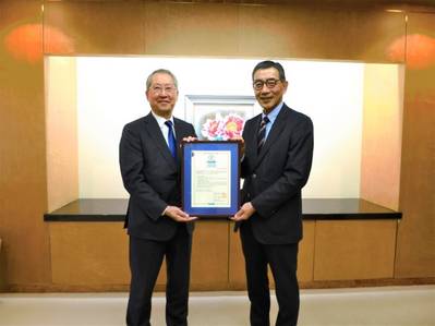 Left: Toru Kamiyama, President and Representative Director, Yusen Logistics; Right:  Hiroaki Sakashita, President & CEO, ClassNK
Image courtesy ClassNK