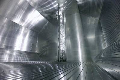 LNG Ship Tank Interior: Photo Amarcon