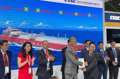 Matthieu de Tugny (left) and Song Wei, Chief Engineer at CSSC Hudong-Zhonghua Shipbuilding Group (right). (Photo credit: BV) 