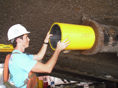 Installation of Thordon’s RiverTough water-lubricated bearing (Photo: Thordon Bearings)