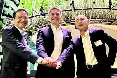 From left, Yuji Nishijima, Executive Officer, NYK; Bjarke Nissen, Managing Director, Stolt Tankers; Masahito Hirano, Director, ENEOS Ocean Corporation (Source: NYK)