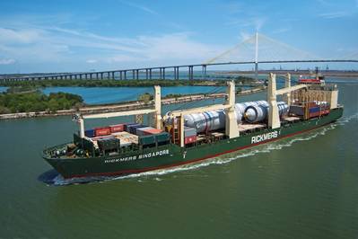One of the first Rickmers vessels to implement ABB’s EMMA Energy Management system is Rickmers Singapore, which operates on Rickmers-Linie’s scheduled Pearl String round-theworld service. She is seen here navigating the Houston Ship Channel.