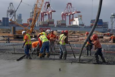 Port Expansion Construction Workers: Photo courtesy of POLB
