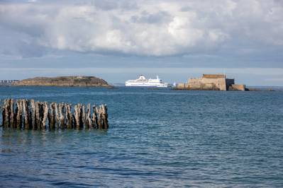 Passenger ferry leaving the port of Saint Malo in the morning in the direction of United Kingdom Credit: wjarek
/AdobeStock