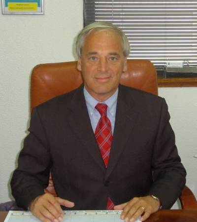 Peter Hall
