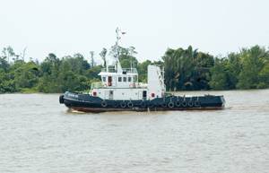 (Photo by Alan Haig-Brown courtesy of Cummins Marine)