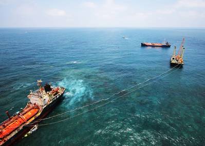 Photo: the wreck removal of  the freighter LPG OBERON  from the Taiwan Strait.