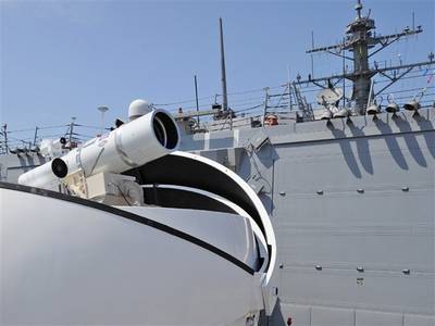 Prototype Laser Weapon on US Warship: Photo credit USN