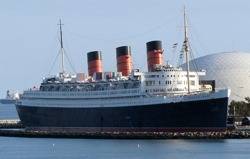 'Queen Mary' at Long Beach: Photo credit Wiki CCL 'Altair78'