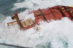 Rena Shipwreck: Photo credit Maritime New Zealand