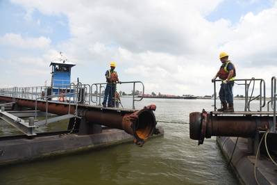 River dredging operations in the State of Louisiana (CREDIT: Port of New Orleans)