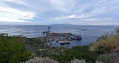 Scene at the wreck: Photo courtesy of the Parbuckling Project